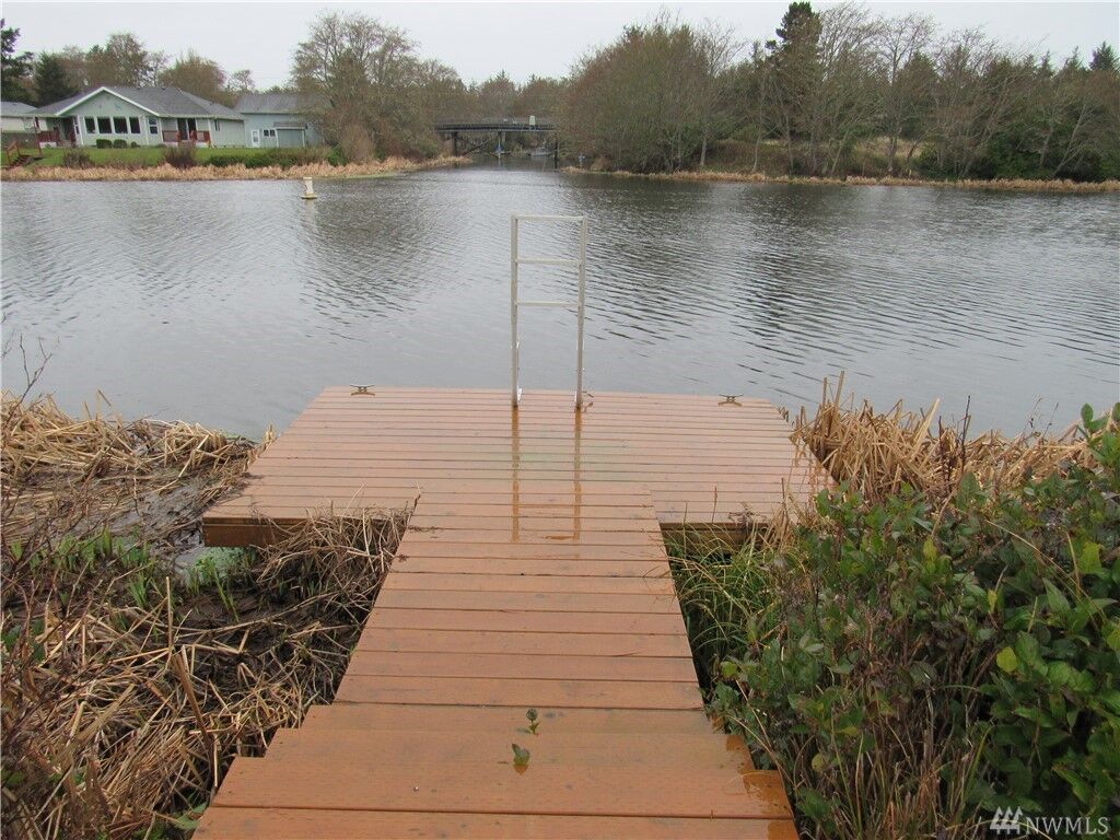 Property Photo:  1010 Point Brown Ave SE  WA 98569 