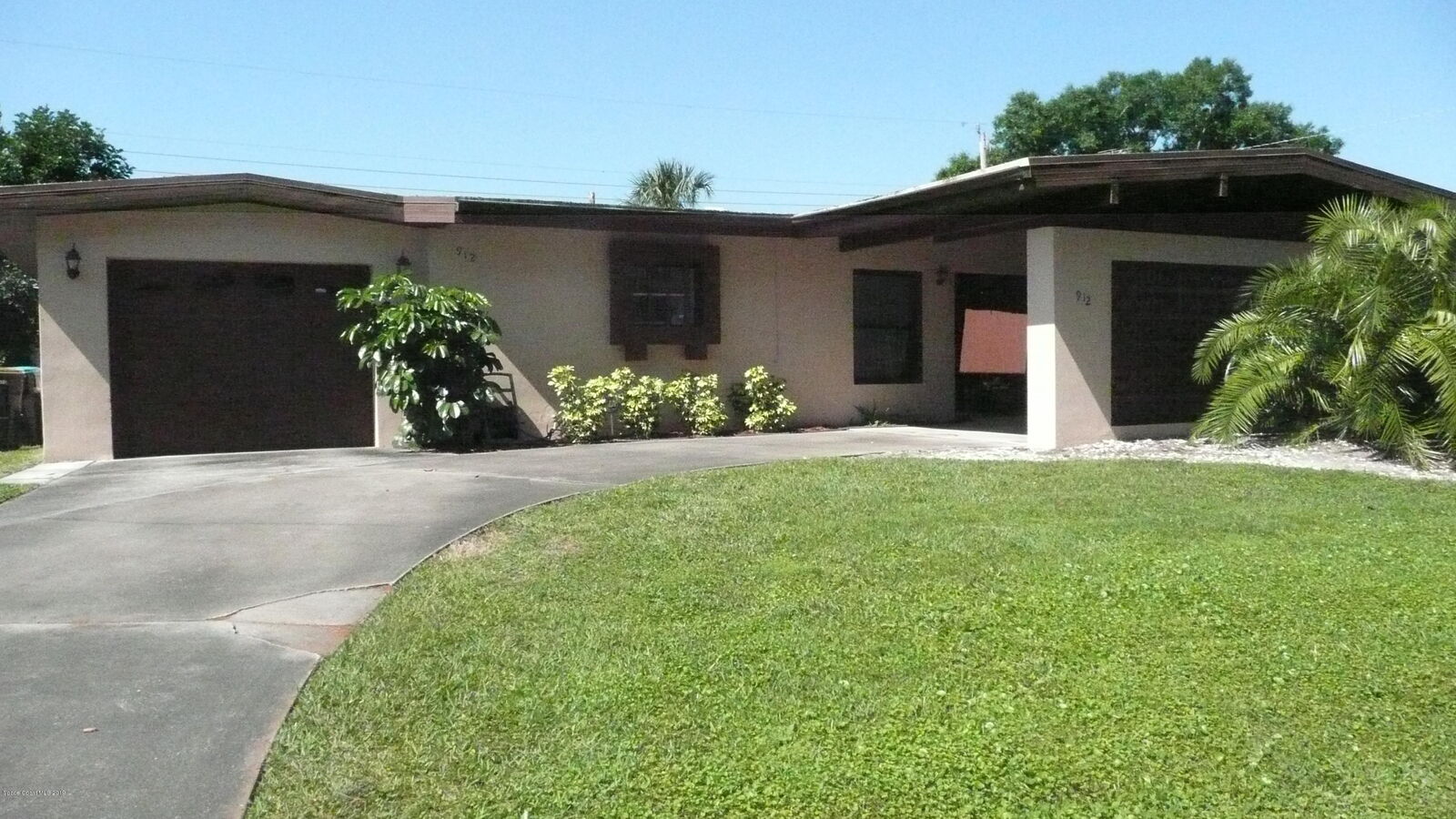Property Photo: 912 Chace Lane NE FL 32905