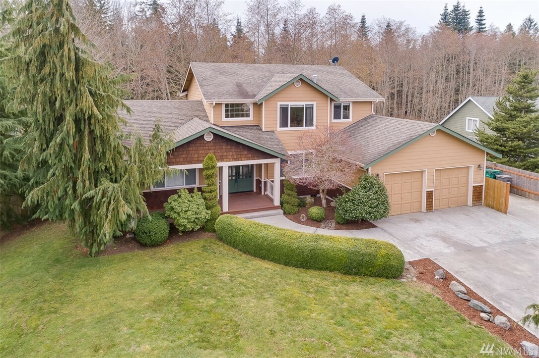 Property Photo: 335 Alta Via Dr WA 98282