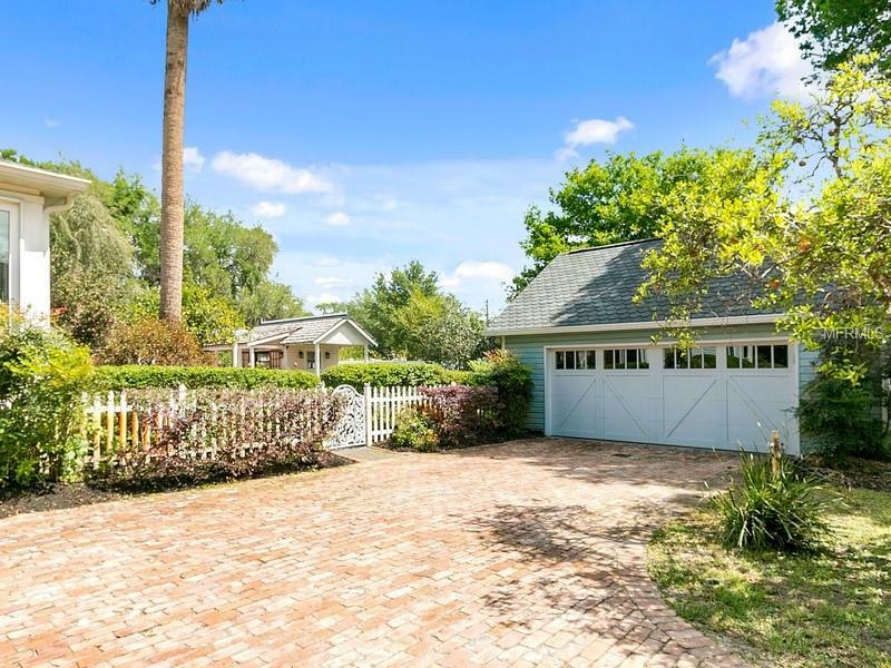 Property Photo:  100 N Cross Street  FL 34760 