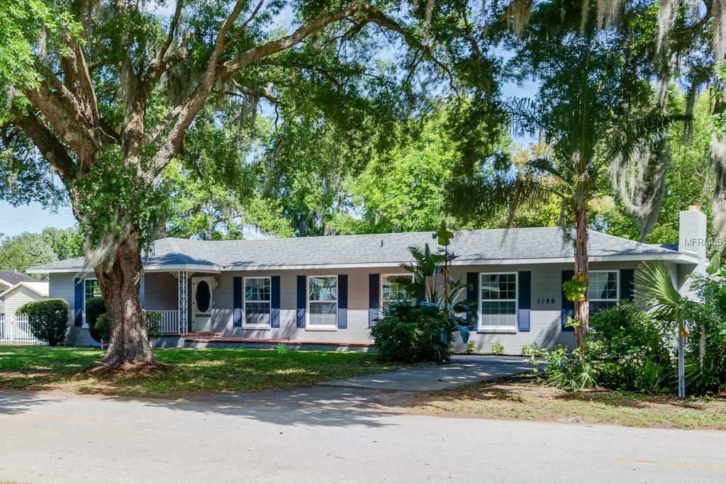 Property Photo:  1198 De La Palma Avenue  FL 33830 