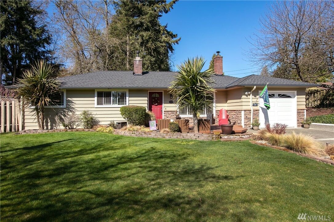 Property Photo:  19307 4th Ave S  WA 98148 