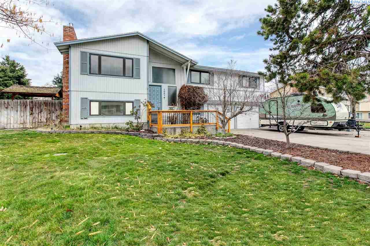 Property Photo:  1937 Thayer Dr  WA 99354 