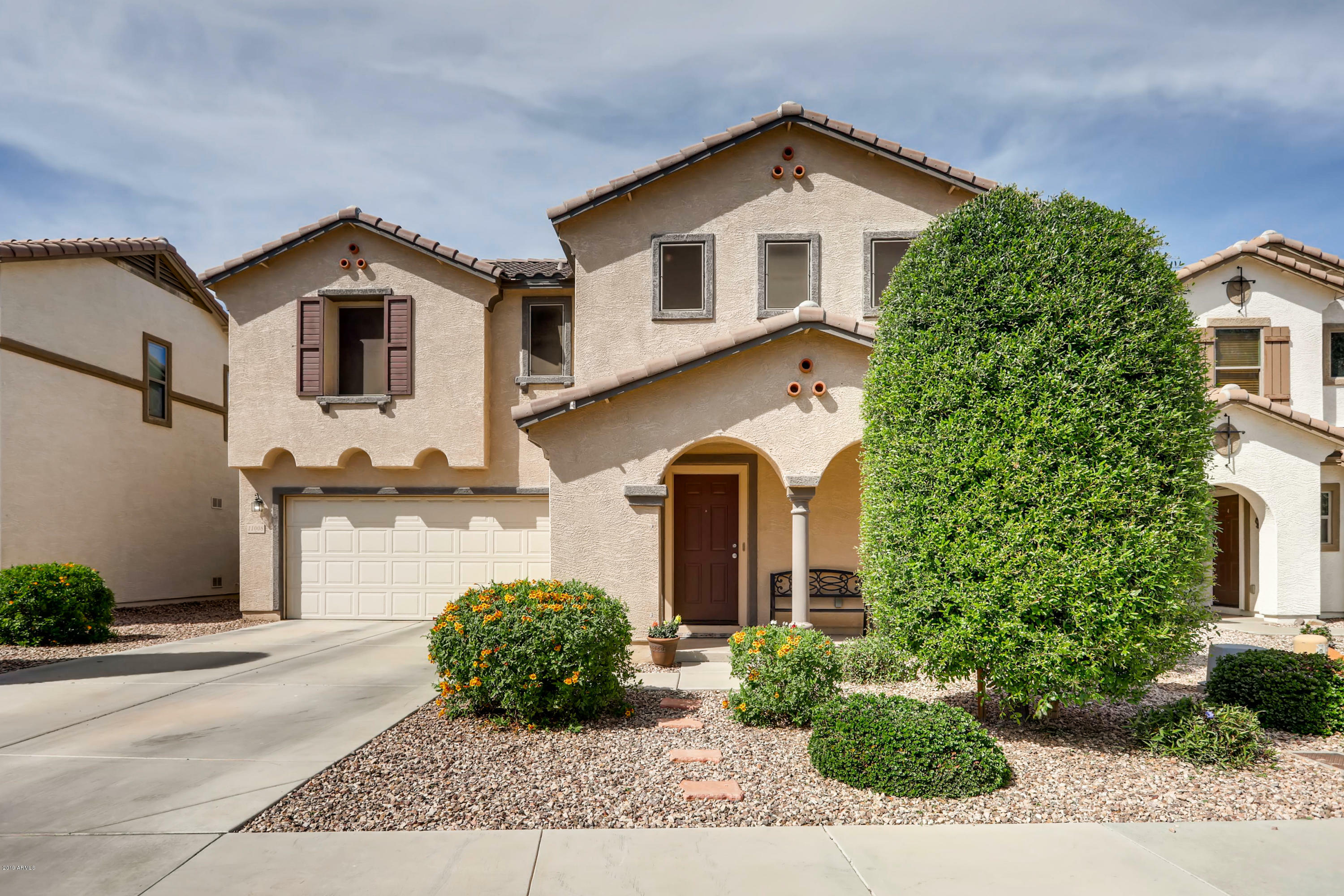 Property Photo: 11008 W College Drive AZ 85037
