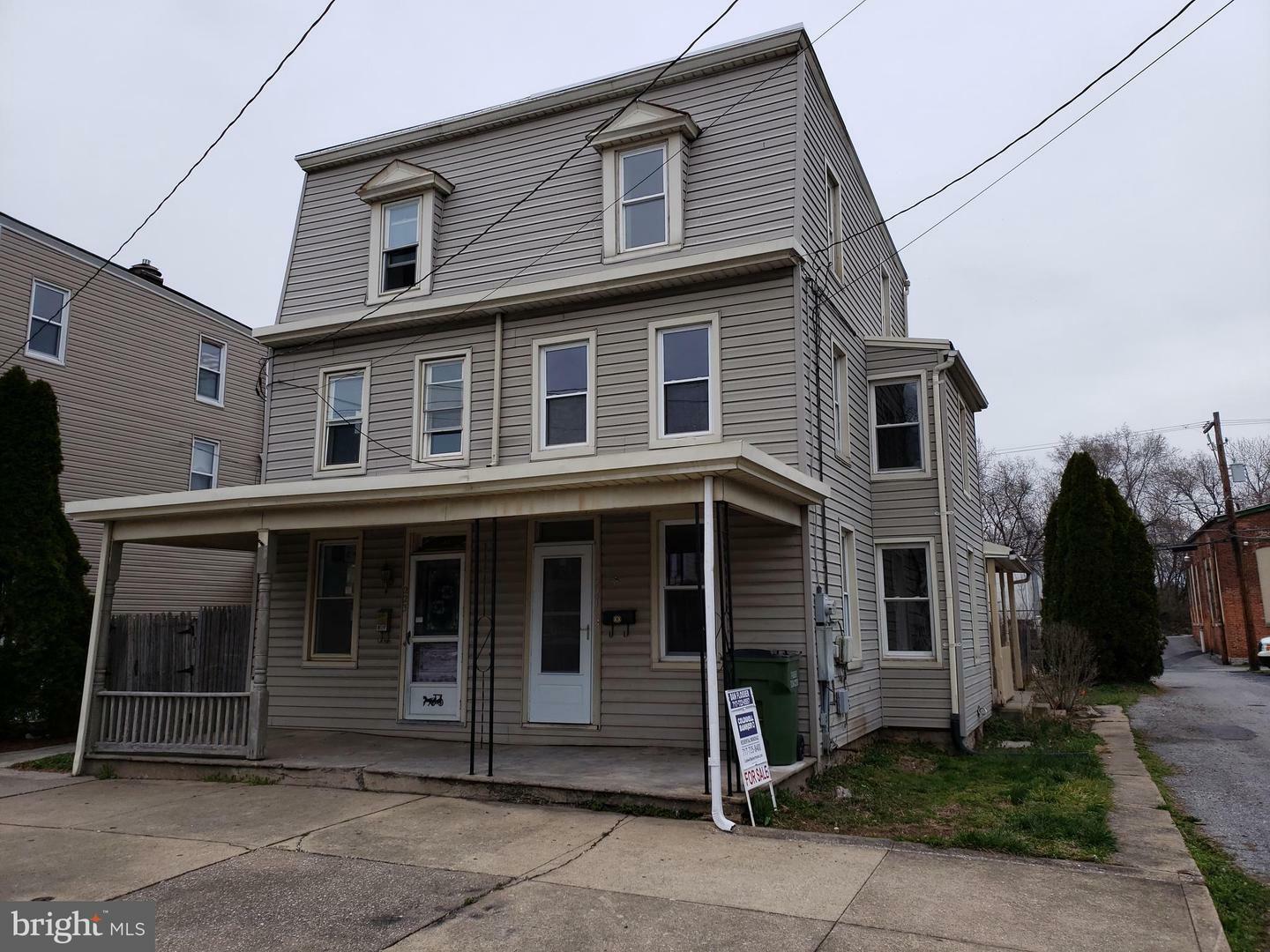 Property Photo:  221 Market Street  PA 17070 