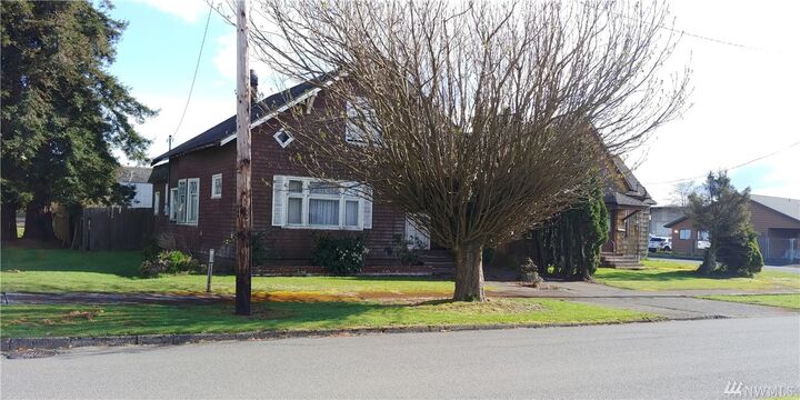 Property Photo: 1017 W State WA 98520