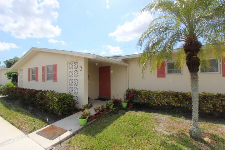 Property Photo:  2950 E Ashley Drive G  FL 33415 