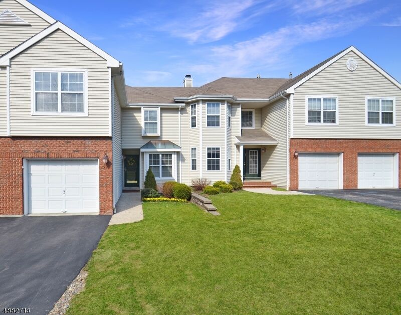 Property Photo: 6 Shackamaxon Ter NJ 08801