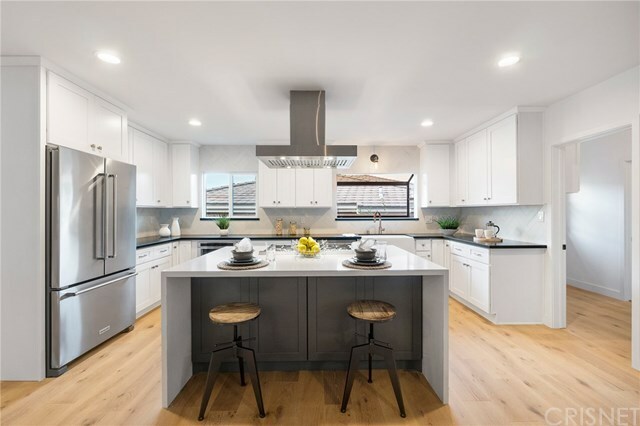 22455 Liberty Bell Road  Calabasas CA 91302 photo