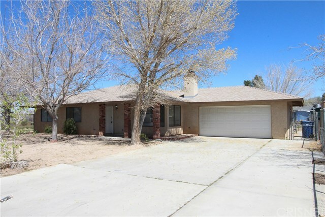 Property Photo:  40143 Fieldspring Street  CA 93591 