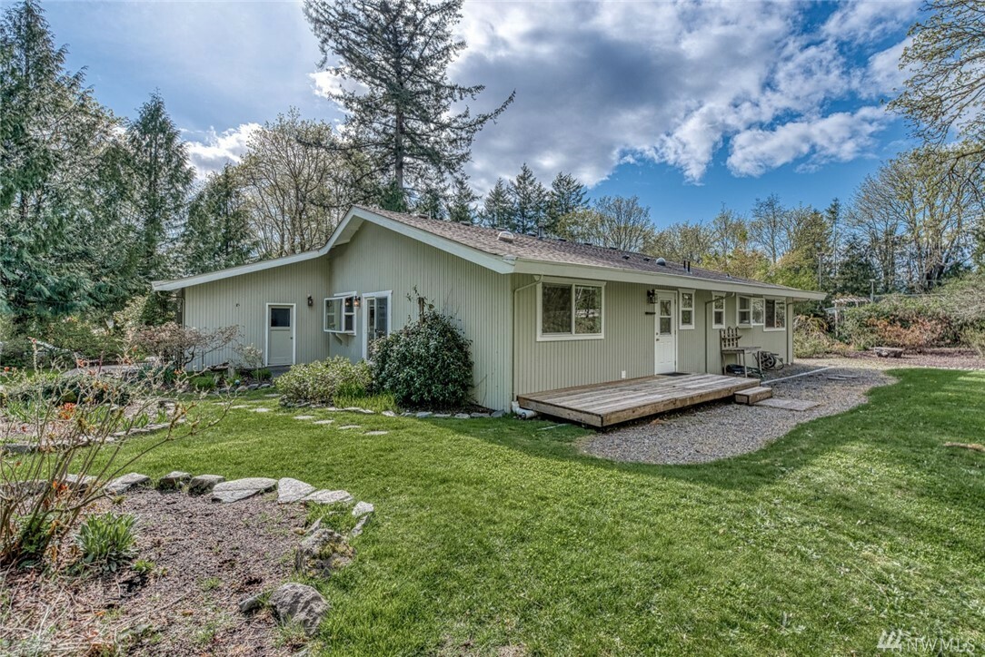 Property Photo:  4607 Dunbar Dr NW  WA 98335 