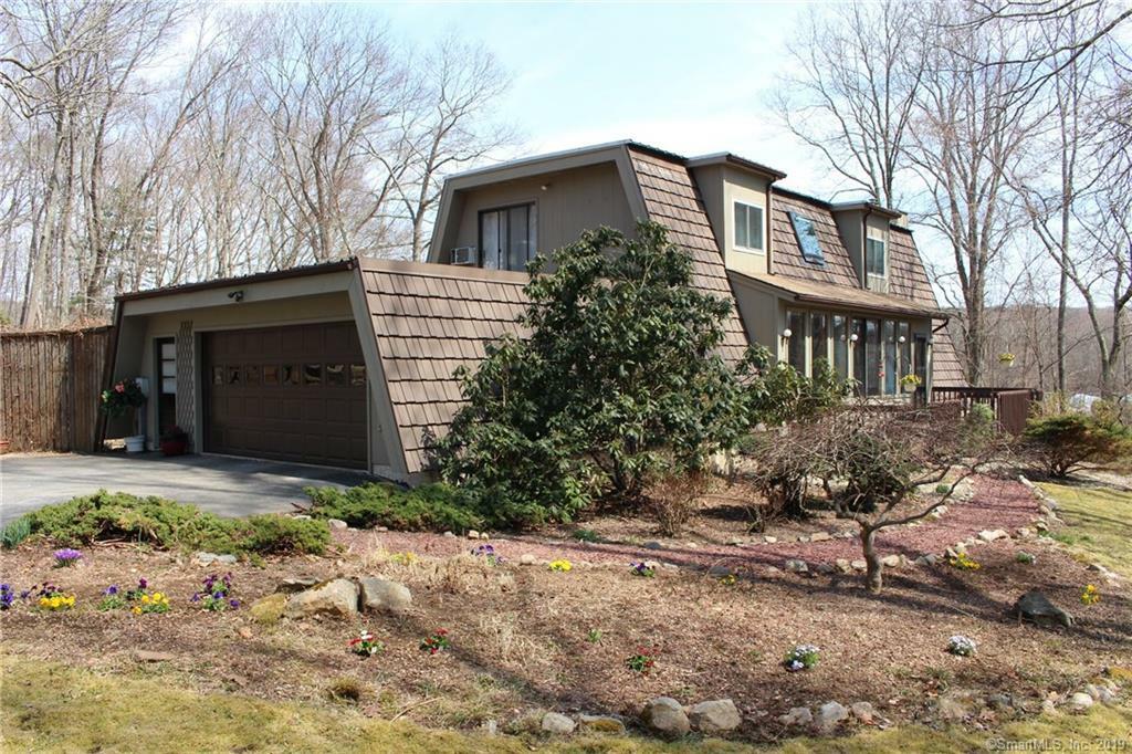 Property Photo: 14 Linden Lane CT 06339