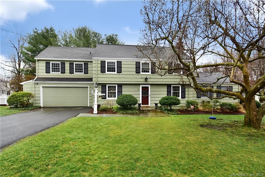Property Photo: 4 Greensview Drive CT 06107