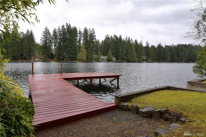 Property Photo:  13367 Wye Lake Blvd SW  WA 98367 