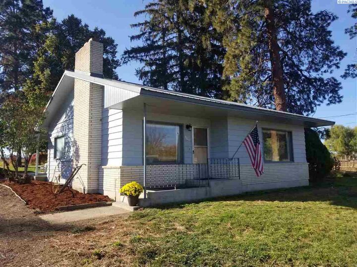 306 Nicka Rd  Grandview WA 98930 photo