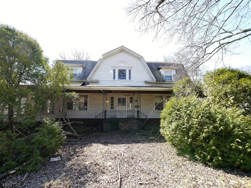 Property Photo:  400 Grove St  NJ 07452 