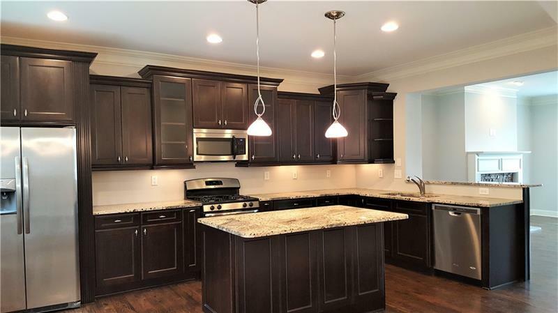Property Photo: 1650 Gilstrap Lane NW 30318