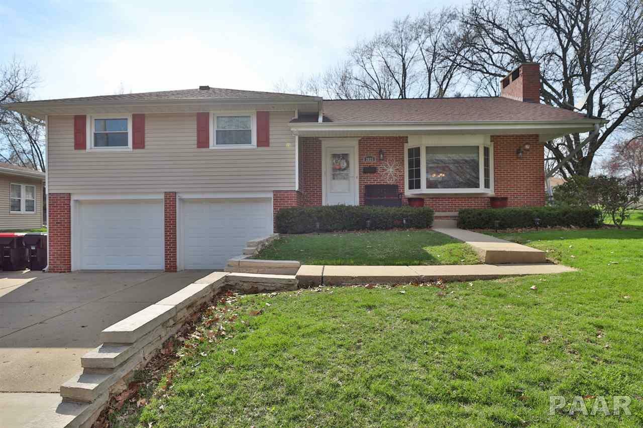 Property Photo:  2825 N Lehman  IL 61604 