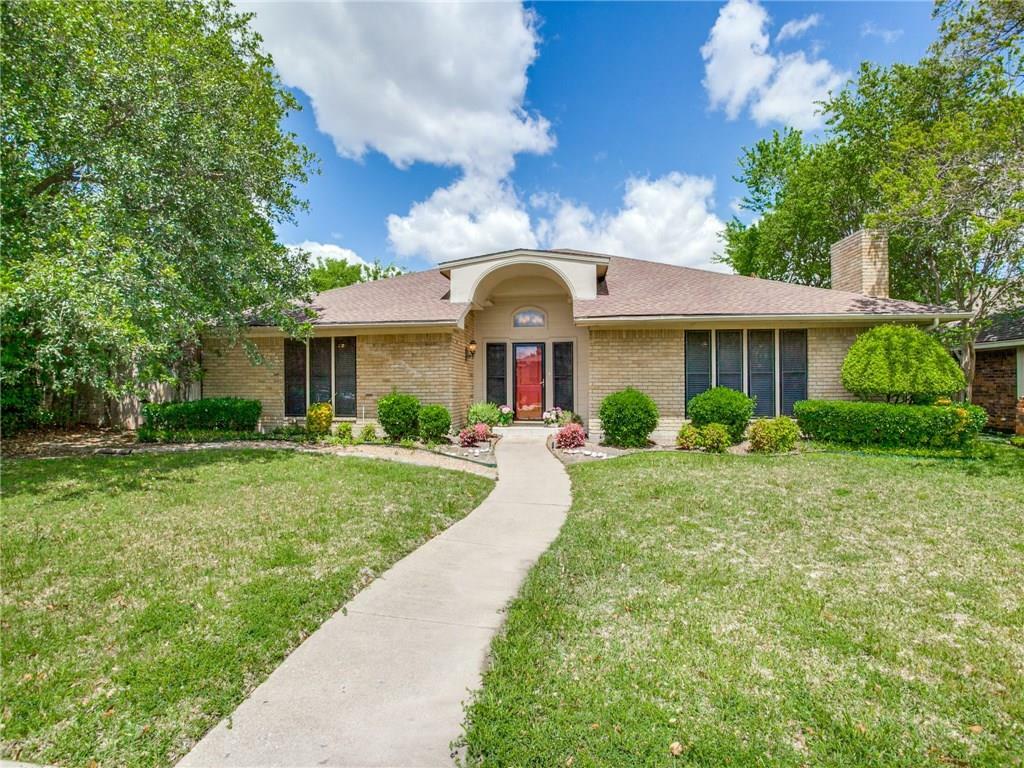 Property Photo:  1115 Kenshire Lane  TX 75081 