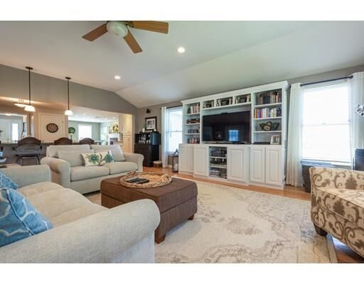 Property Photo:  6 Wampanoag Drive  MA 02038 