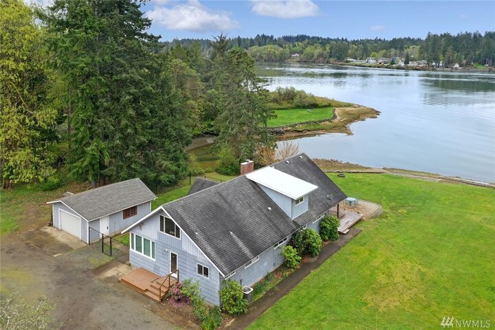 Property Photo: 100 E Libby Rd WA 98584