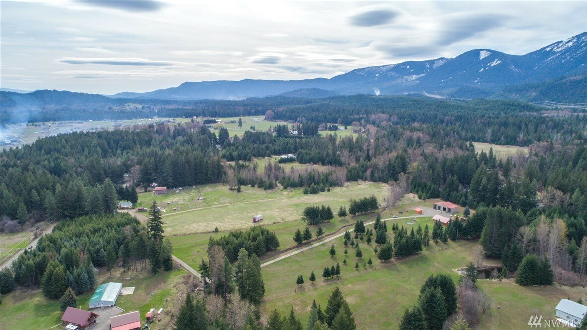 Property Photo:  4912 Nelson Siding Rd  WA 98922 