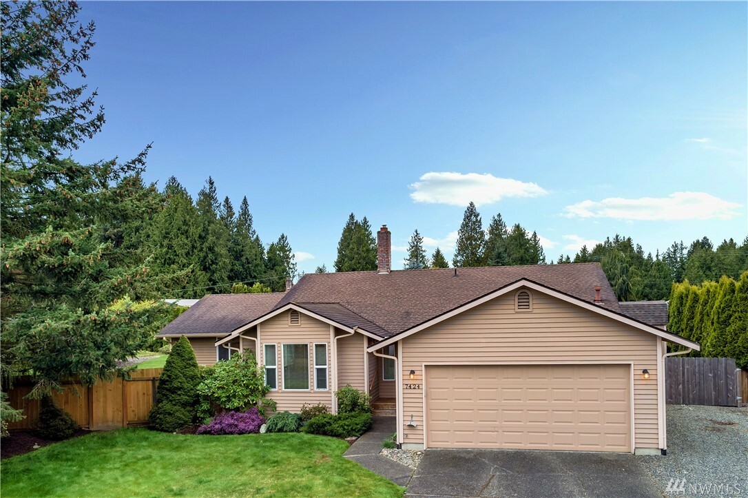 Property Photo:  7424 72nd Dr NE  WA 98270 