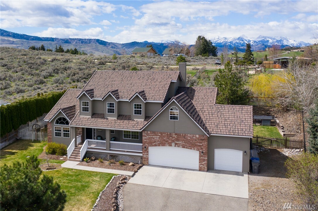 Property Photo: 347 Stoneybrook Lane WA 98801