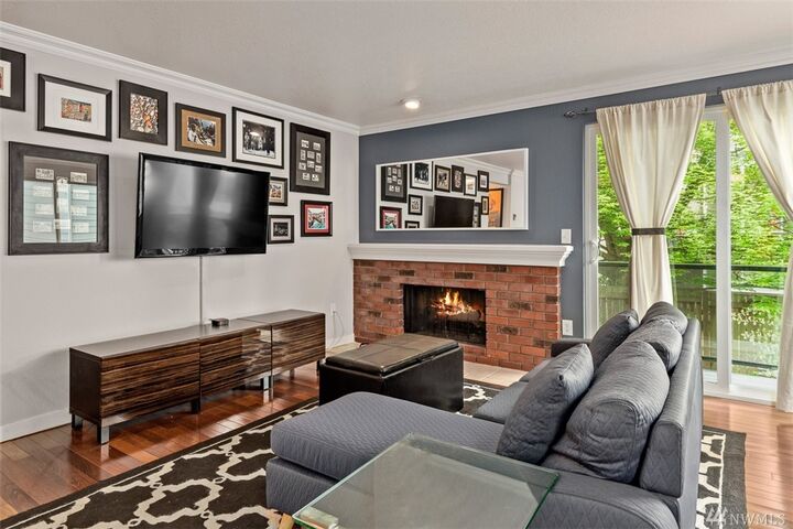 1752 NW 57th St 2  Seattle WA 98107 photo