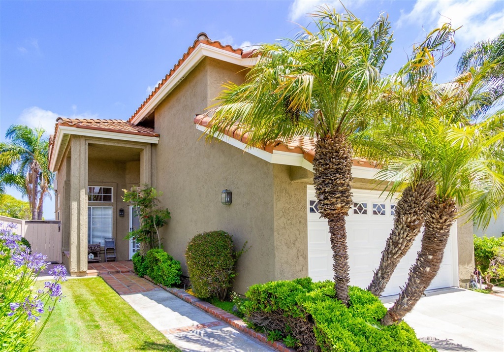 Property Photo: 1892 Timber Trail CA 92081