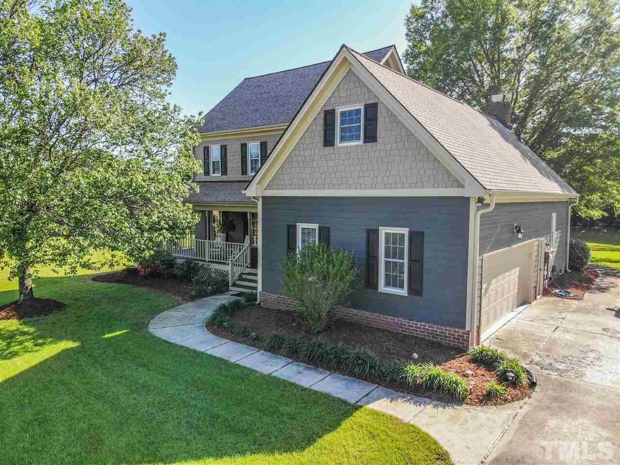 Property Photo:  1413 Monkwood Place  NC 27603 