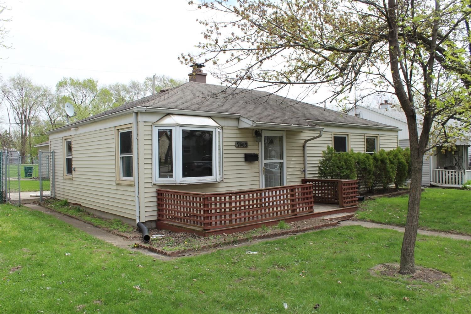 Property Photo:  7553 Golfway Court  IN 46324 