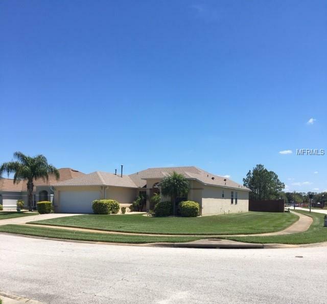 Property Photo:  2901 Lotus Court  FL 34747 