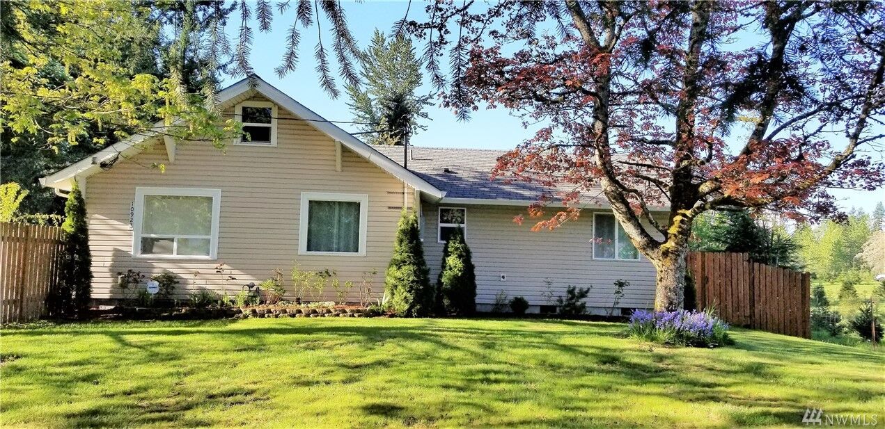 Property Photo: 10923 36th St E WA 98372