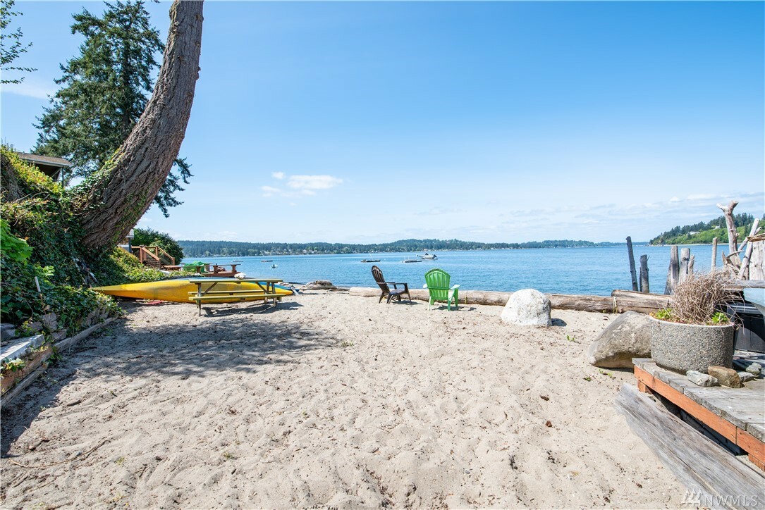 Property Photo: 4302 Berg Dr NW WA 98335
