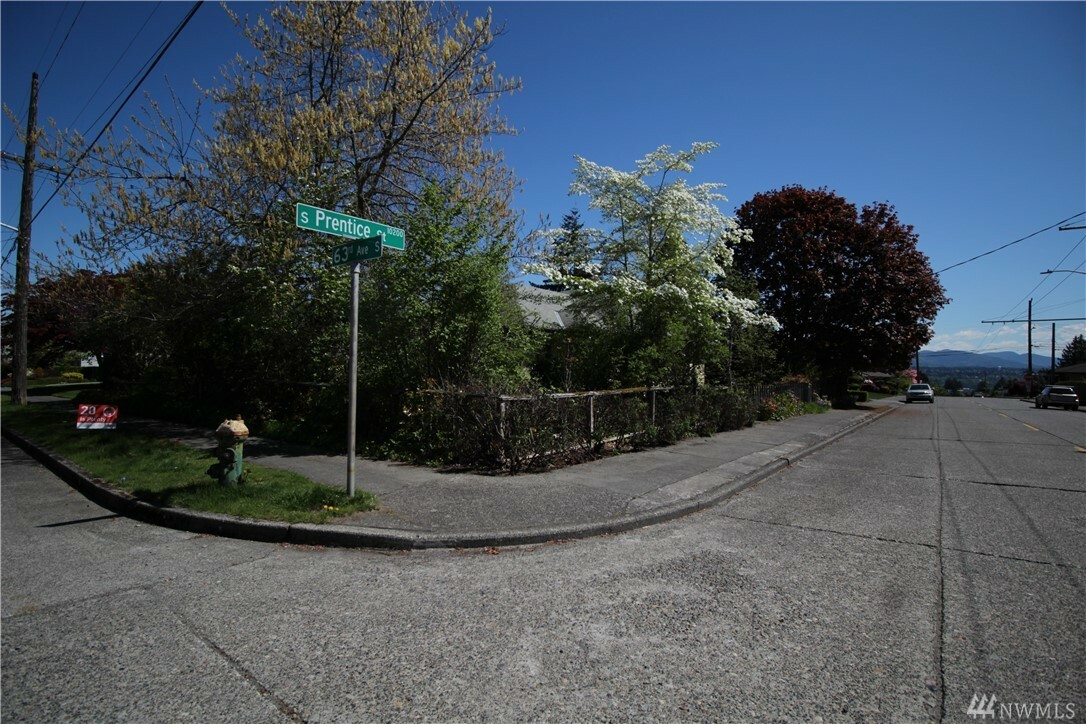 Property Photo:  10246 63rd Ave S  WA 98178 