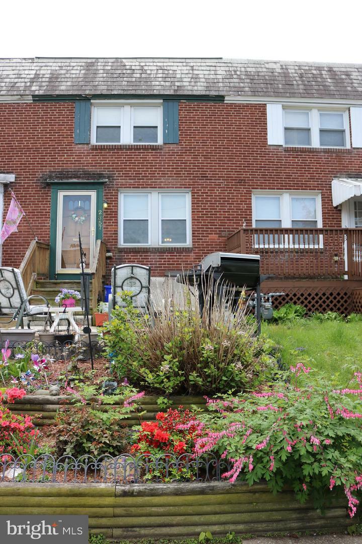 Property Photo:  2357 Kensington Street  PA 17104 