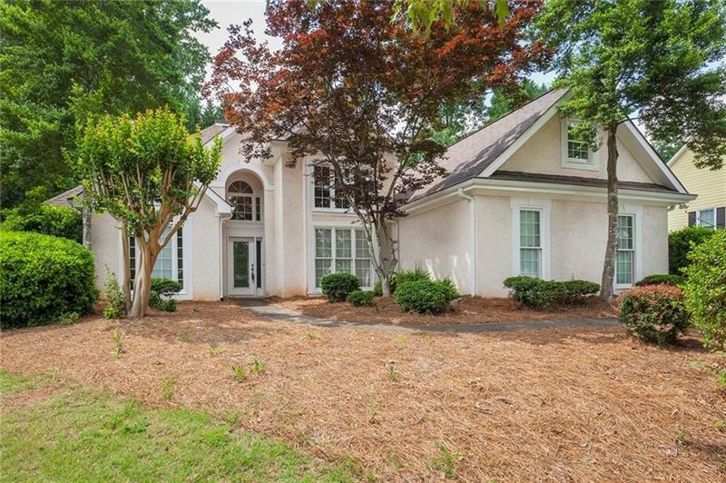 Property Photo: 709 Deerwood Drive 30281