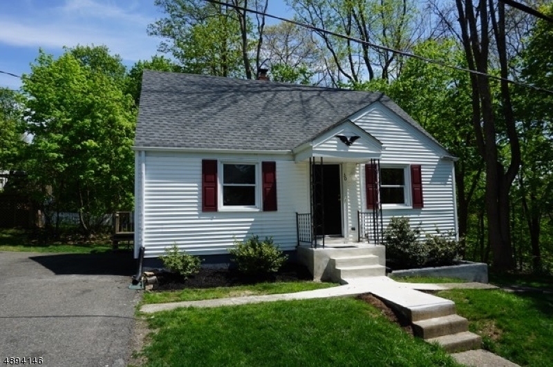 Property Photo:  30 Farview Rd  NJ 07866 