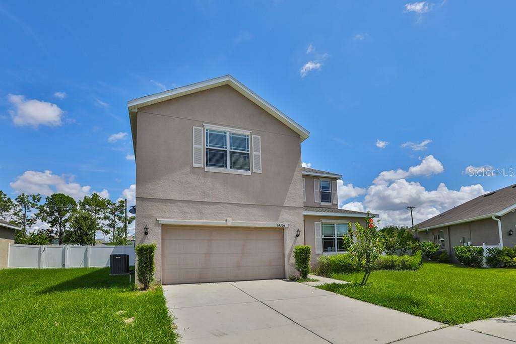 Property Photo:  14303 Alistar Manor Drive  FL 33598 