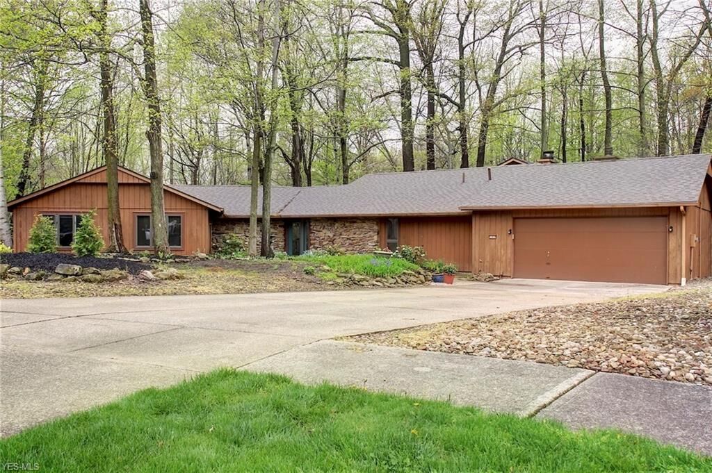 Property Photo:  11632 Emerald Edge Place  OH 44136