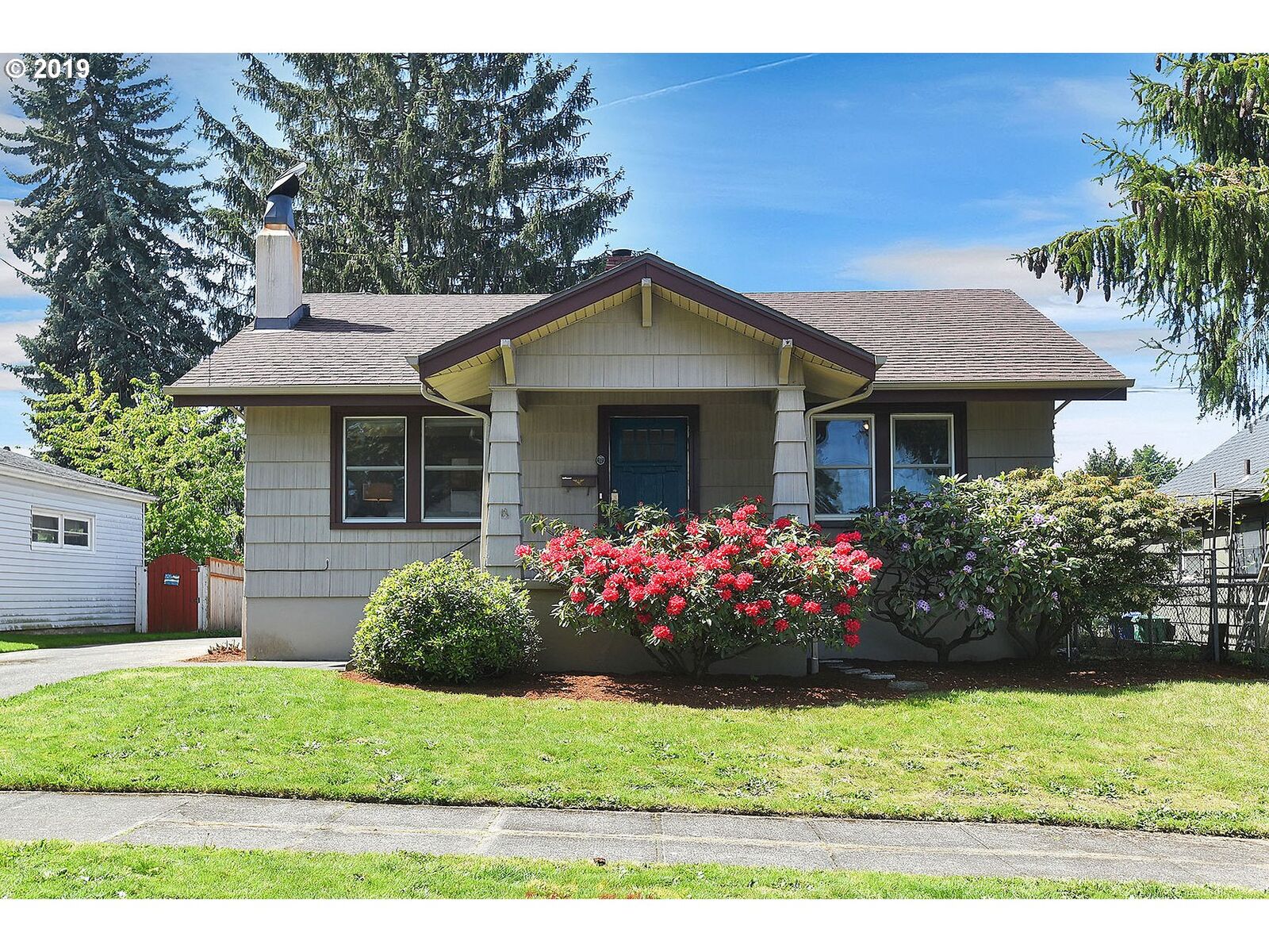 Property Photo:  4231 NE 63rd Ave  OR 97218 