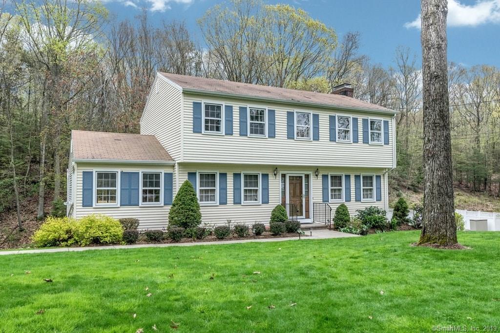 Property Photo: 536 Cobblestone Drive CT 06477