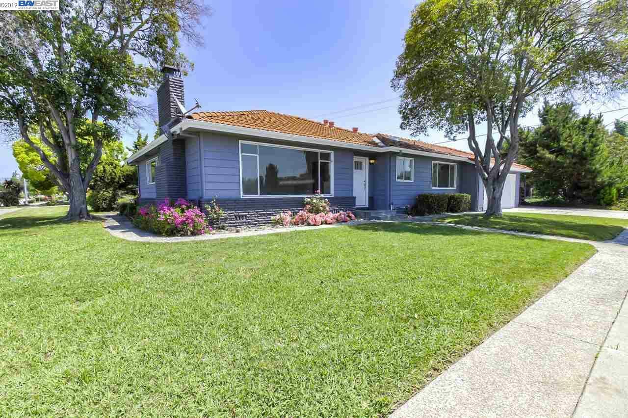 Property Photo:  38780 Farwell Dr  CA 94536 