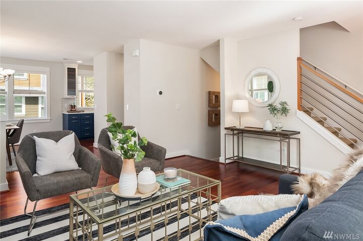 Property Photo:  5801 55th Ave NE B  WA 98105 