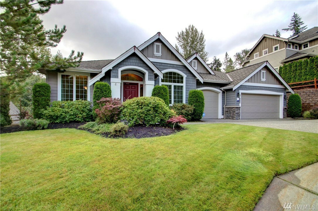 Property Photo: 4718 Parkview Lane WA 98274