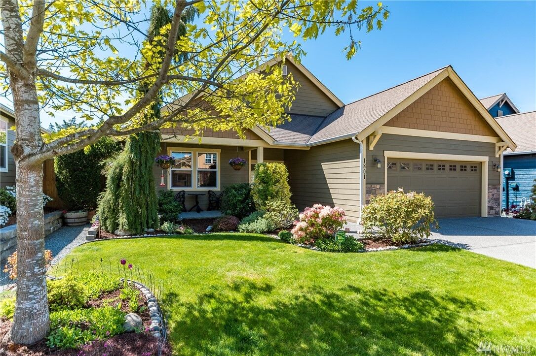 Property Photo:  1801 SW Aberdeen Ct  WA 98277 