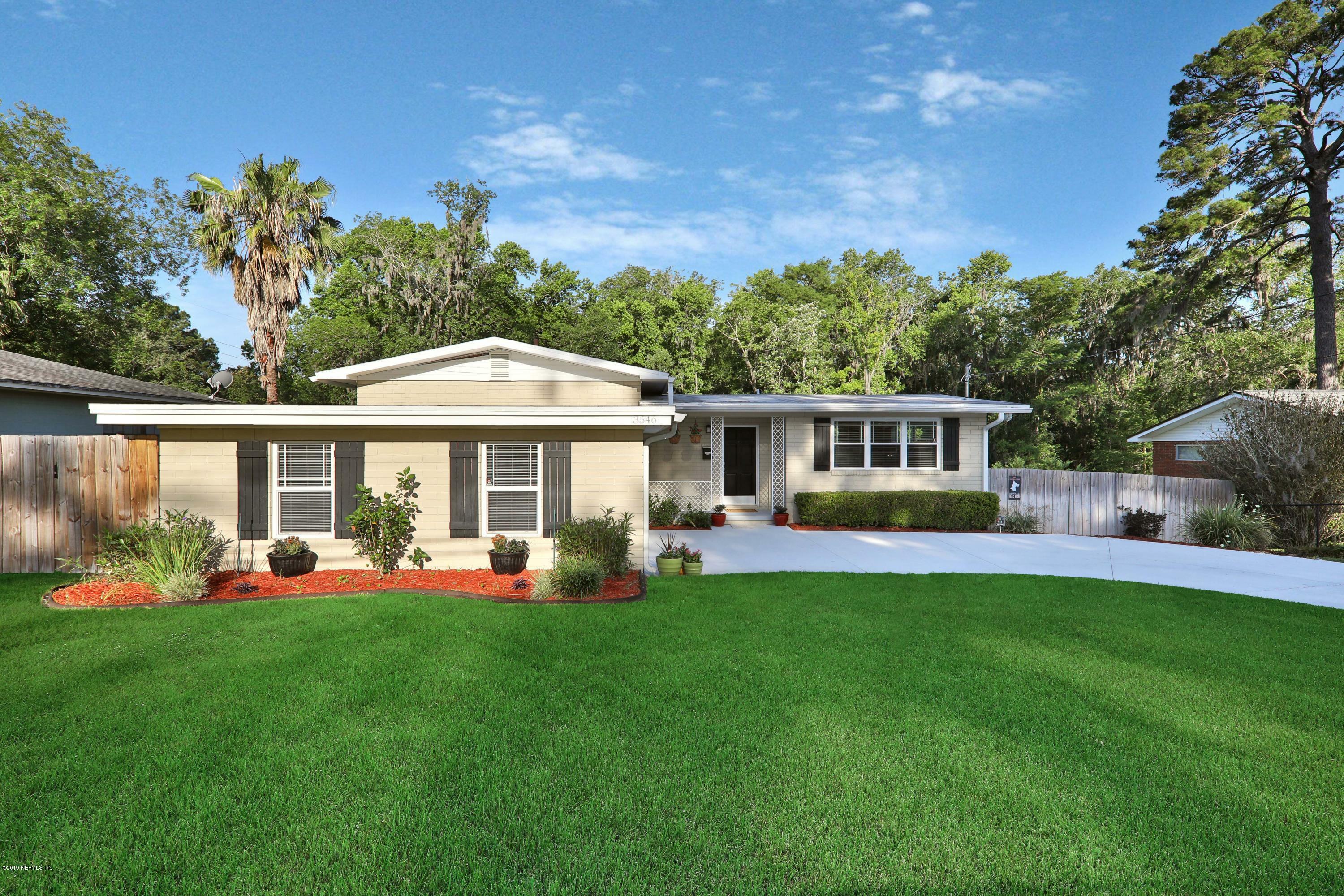 Property Photo: 3546 Edgewater Drive FL 32210