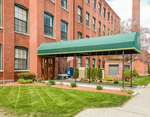 Property Photo:  54 Green St 202  MA 01453 