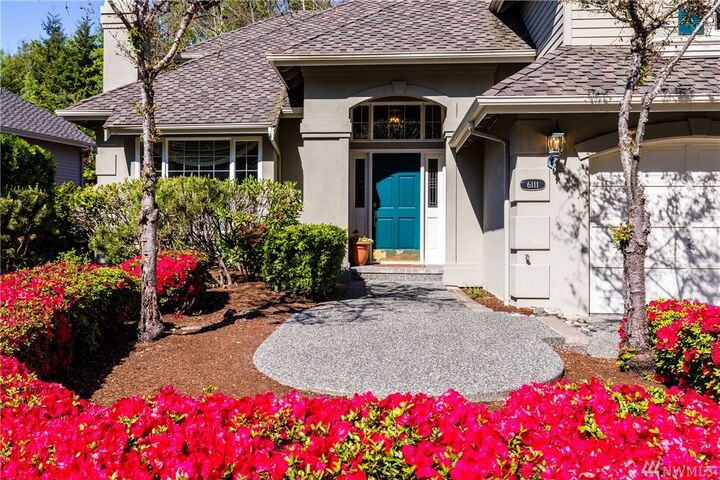 Property Photo:  6111 Bayview Dr  WA 98275 